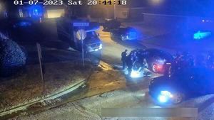 Policías de Memphis mat4n a golpes a una persona