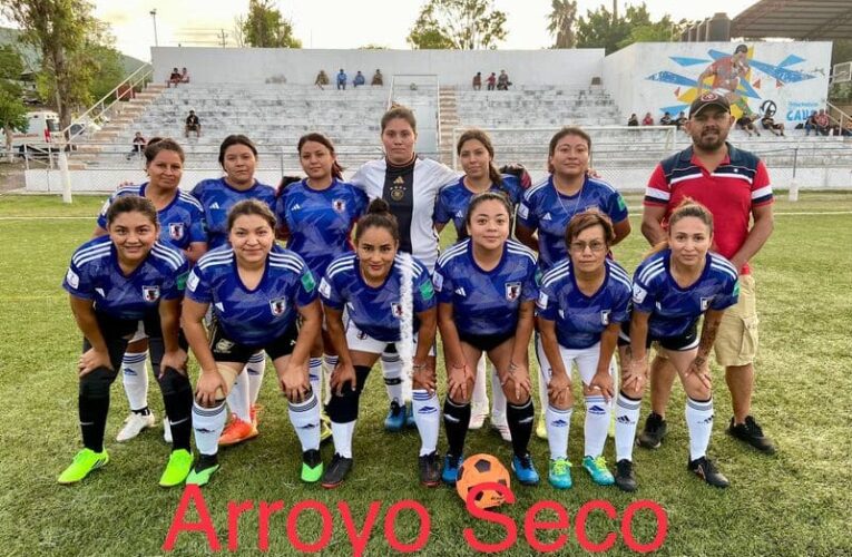 Arroyo Seco vs San Ciro finalistas del torneo femenil de Fútbol 7.