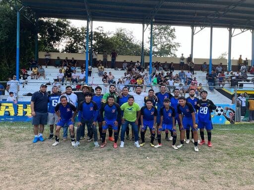 Se juegan las semifinales de primera y segunda fuerza de la Liga Municipal de Pinal de Amoles