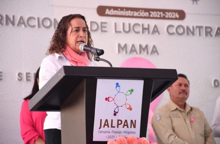 Conmemoración de la lucha contra el Cáncer de Mama en Jalpan de Serra.