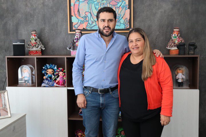 Trabajo conjunto Marina Ponce y Agustín Dorantes.