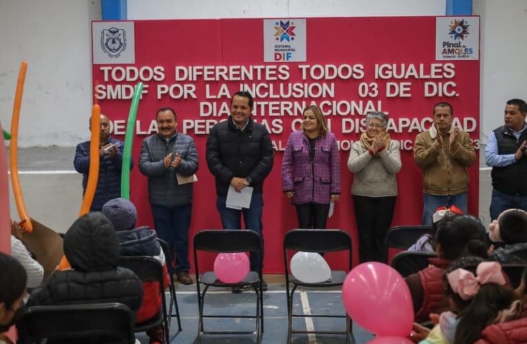 DIF de Pinal de Amoles llevó a cabo con éxito su primera Caminata por la Inclusión bajo el lema “Todos Diferentes, Todos Iguales”.