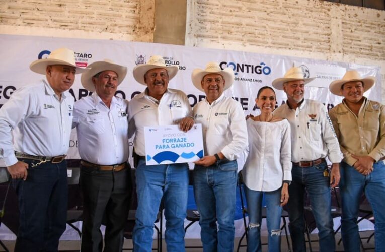 Payín Muñoz, junto con el Secretario, Rosendo Anaya, encabezan la entrega de Apoyo a Ganaderos Afectados por Sequía.